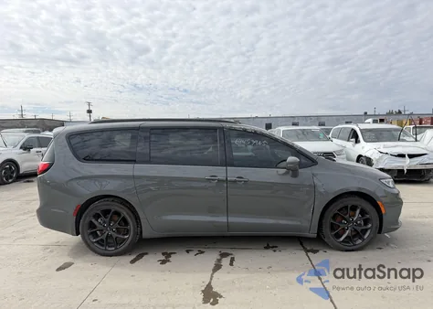2022 Chrysler Pacifica Touring L z USA, uszkodzony, nr VIN 2C4RC1BG6NR101801